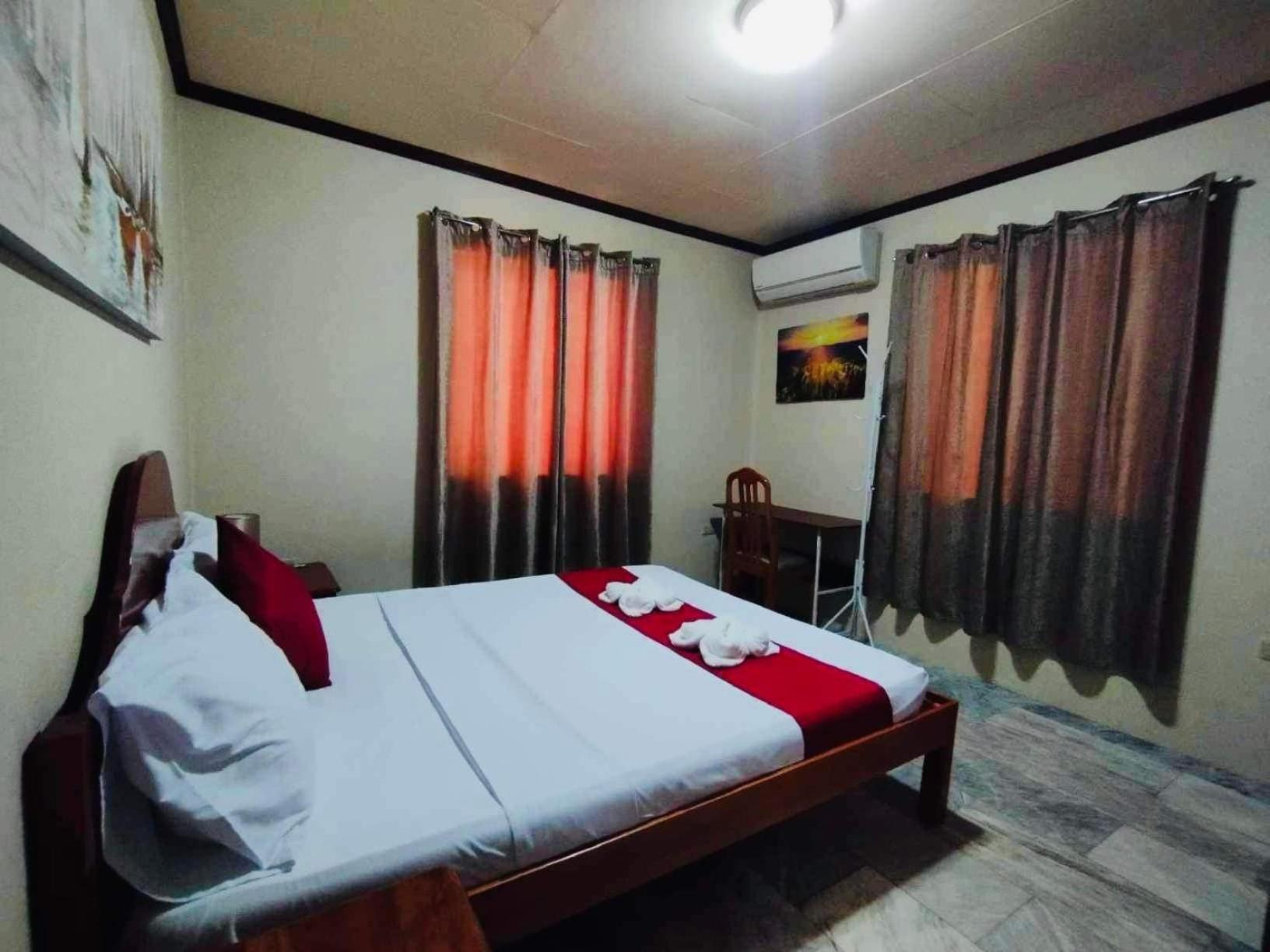 Dreamcatcher Hostel 莫阿尔博阿 外观 照片